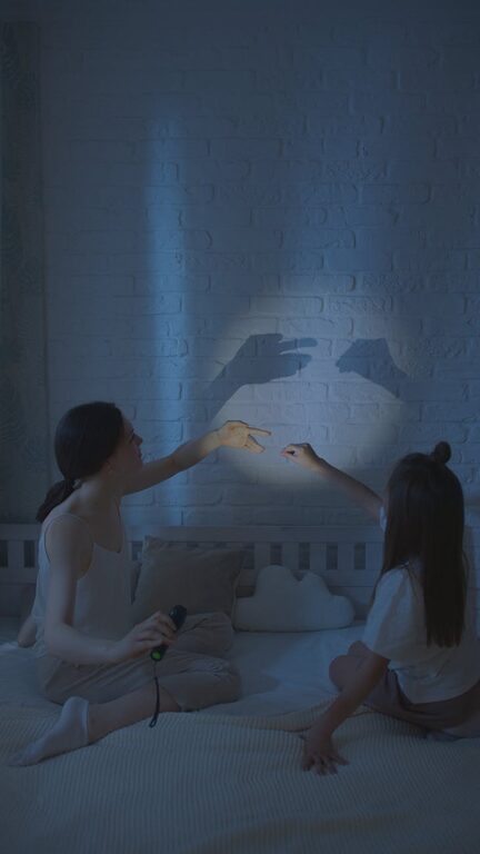 Kreativne ideje za porodične igre kod kuće